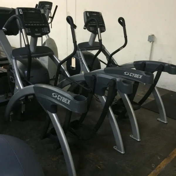Cybex 750AT Commercial Remanufactured Arc Trainer .Call Now For Lowest Pricing Guaranteed!