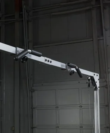 Lat Pull-Up / Chin-Up Station