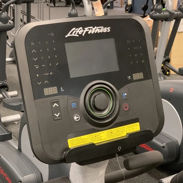 Life Fitness 95R Explore Console Recumbent Bike