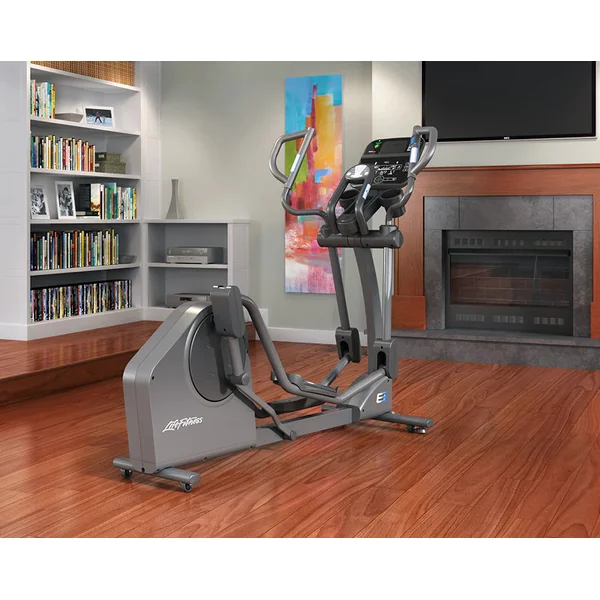 Life Fitness E3 Elliptical Cross Trainer