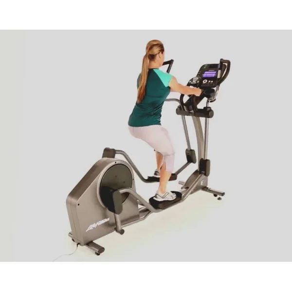 Life Fitness E3 Elliptical Cross Trainer