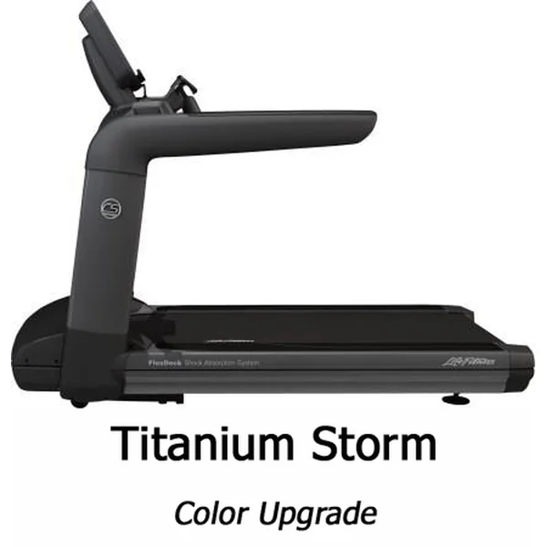 Life Fitness Platinum Club Series Treadmill with Discover SE3 HD Console