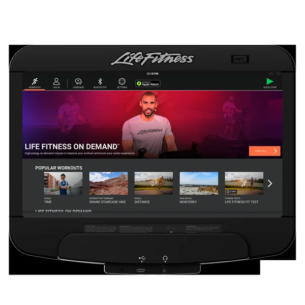 Life Fitness Platinum Club Series Treadmill with Discover SE3 HD Console