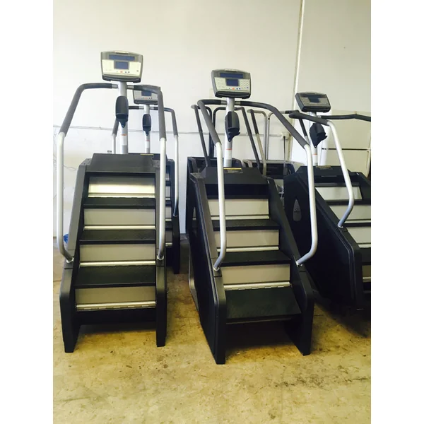 Stairmaster SM916 Commercial Stepmill. Call 888-502-2348 For Lowest Pricing Guaranteed!