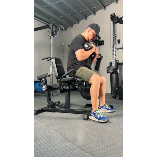 SVN Leg Extension and Leg Curl