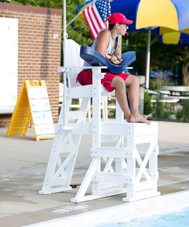 Tailwind MLG520 HDPE Recycled Plastic Lifeguard Chair