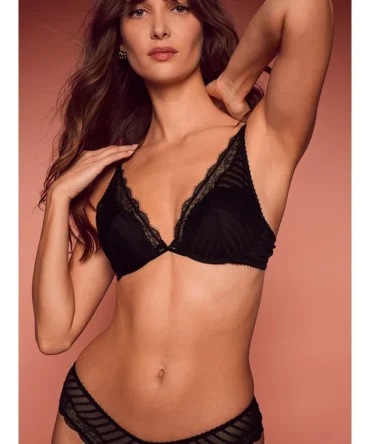 Tease Lightly Lined Satin Kiss Plunge Bra
